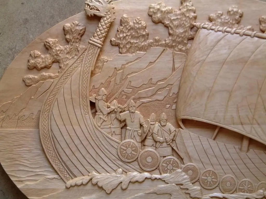 Wood carving, flat-relief carving: description with photo, sketches, necessary tools and work technique