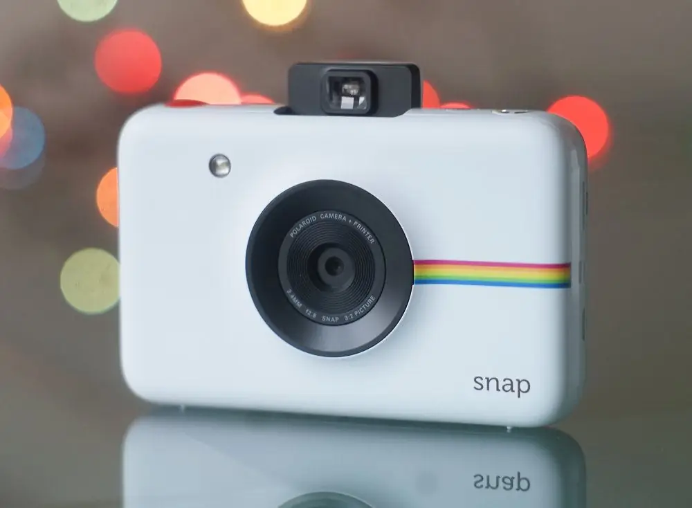 Størrelsen af et polaroid-billede. Er Polaroid stadig relevant i dag?