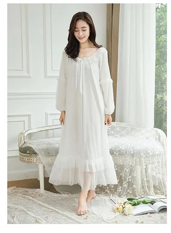 Nightgown: pattern, model selection, sizes. Women's nightgown