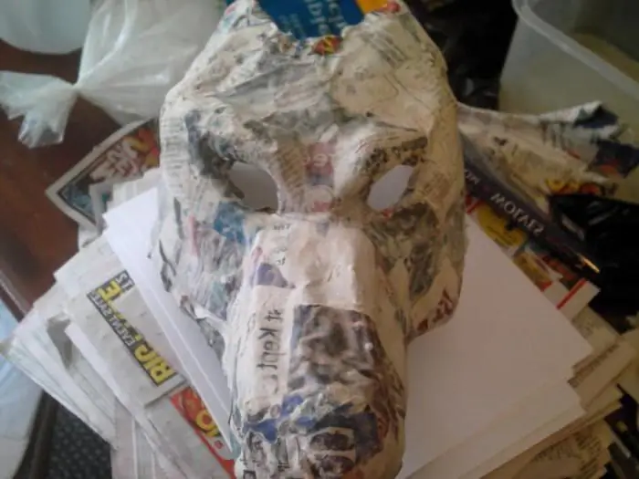 How to make a scary mask with your own hands?