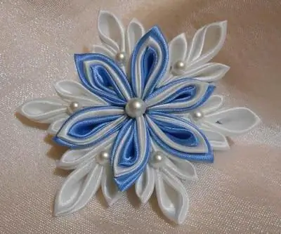 Floco de neve kanzashi lindo: como fazer um iniciante