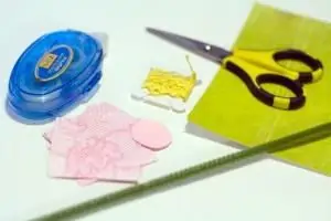 Comment faire une tulipe en papier. petits trucs