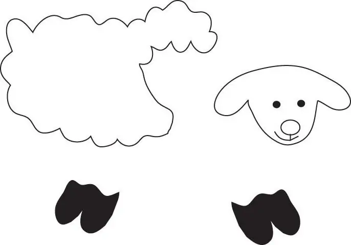 A simple sheep pattern will help in creating a variety of toys