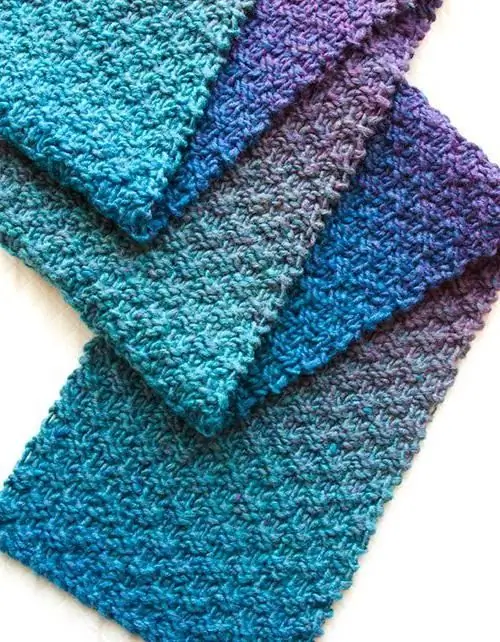 How to knit a scarf for yourself and your man